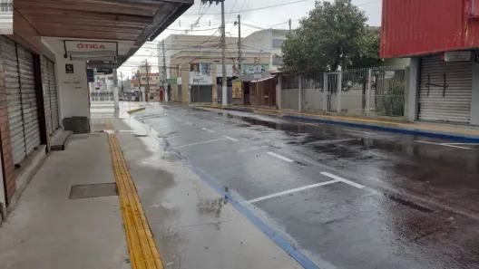 Sala Comercial para alugar, 68m² no Centro, Gravataí