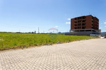 Lote/Terreno à venda, 351m² no Camobi, Santa Maria