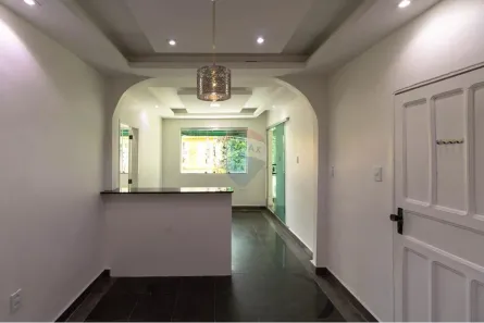 Casa com 6 Quartos à venda, 348m² no Adrianópolis, Manaus