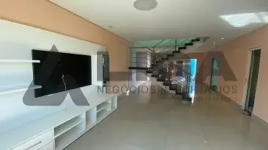 Sobrado com 3 Quartos à venda, 266m² no Parque Ortolândia, Hortolândia