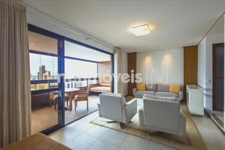 Apartamento com 4 Quartos para alugar, 170m² no Jardim Apipema, Salvador