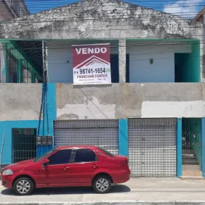 Prédio Residencial com 8 Quartos à venda, 225m² no Periperi, Salvador