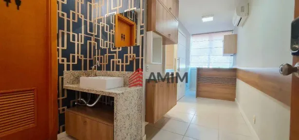 Sala Comercial à venda, 25m² no Charitas, Niterói