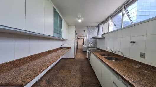 Apartamento com 4 Quartos à venda, 144m² no Savassi, Belo Horizonte