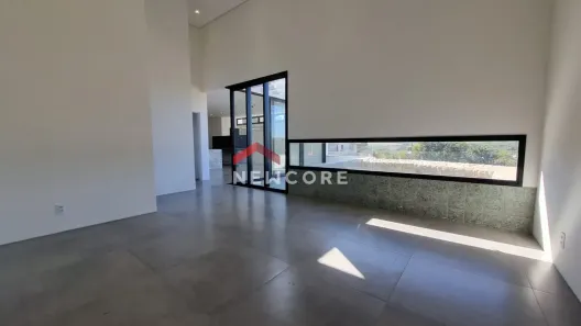 Casa de Condomínio com 3 Quartos à venda, 214m² no Residencial Villa de León, Piratininga