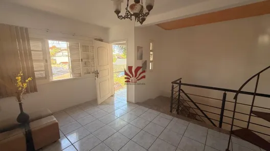 Sobrado com 3 Quartos para alugar, 190m² no Igara, Canoas