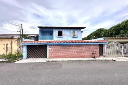 Casa com 4 Quartos à venda, 373m² no Dom Pedro I, Manaus