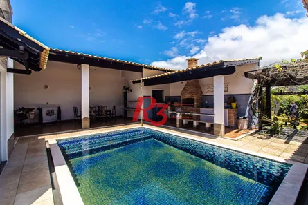 Casa com 4 Quartos à venda, 300m² no Guaiúba, Guarujá