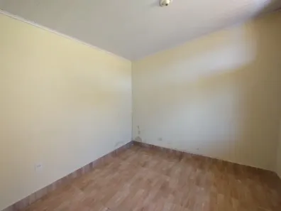 Casa com 1 Quarto para alugar, 35m² no Chacrinha, Nova Iguaçu