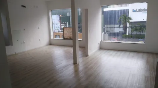 Ponto Comercial para alugar, 50m² no Pituba, Salvador