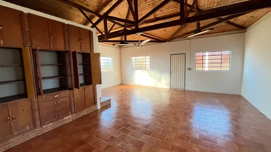 Casa com 3 Quartos à venda, 210m² no Jardim Regina, Brotas