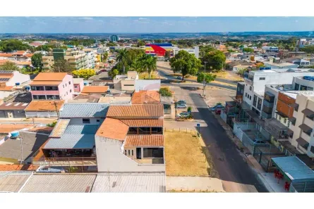 Casa com 5 Quartos à venda, 400m² no Setor Central, Brasília