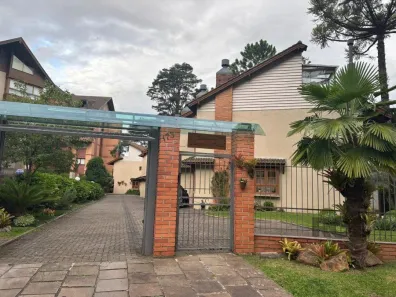 Casa de Condomínio com 2 Quartos à venda, 74m² no Planalto, Gramado