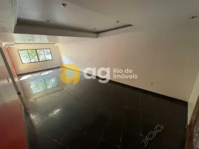 Casa de Condomínio com 4 Quartos para alugar, 400m² no Vila Valqueire, Rio de Janeiro