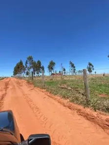 Fazenda/Sítio com 3 Quartos à venda, 80m² no Área Rural de Echaporã, Echaporã