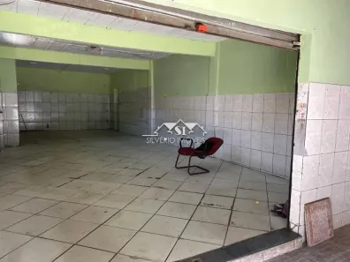 Ponto Comercial para alugar, 80m² no Samambaia, Petrópolis