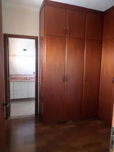 Sobrado com 4 Quartos para alugar, 469m² no Jardim Prestes de Barros, Sorocaba