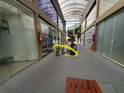 Ponto Comercial à venda, 44m² no Jardim da Glória, Cotia