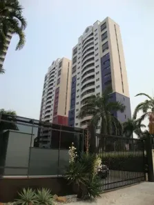 Apartamento com 3 Quartos para alugar, 138m² no Adrianópolis, Manaus