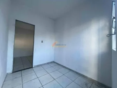 Casa com 2 Quartos para alugar, 55m² no Catalão, Divinópolis