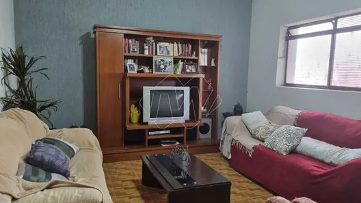 Sobrado com 5 Quartos à venda, 196m² no Vila Yamada, Araraquara