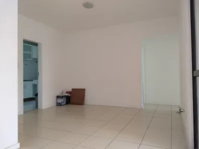 Apartamento com 3 Quartos para alugar, 90m² no Stiep, Salvador