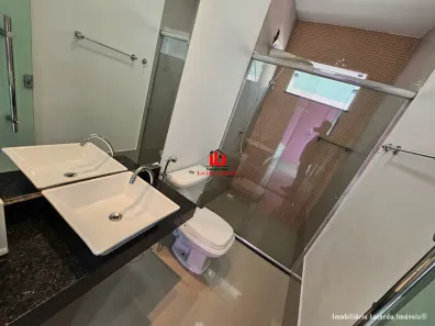 Casa de Condomínio com 3 Quartos para venda ou aluguel, 256m² no Flores, Manaus