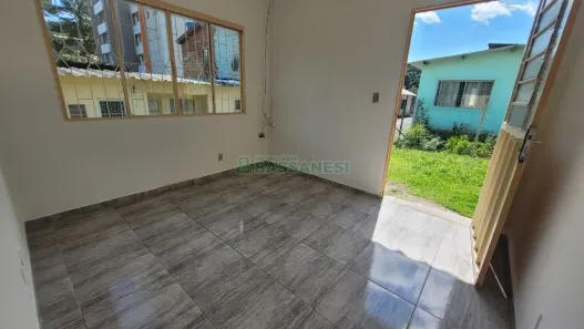 Casa com 3 Quartos à venda, 63m² no Petrópolis, Caxias do Sul