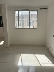 Apartamento com 2 Quartos para alugar, 45m² no Centro, Lauro de Freitas