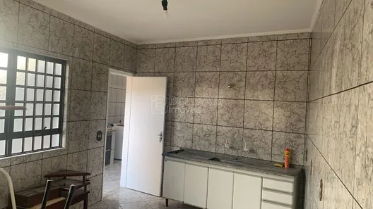 Casa com 3 Quartos à venda, 126m² no Jardim do Carmo, Araraquara