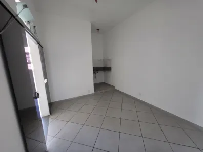 Ponto Comercial para alugar, 25m² no Santa Tereza, Belo Horizonte