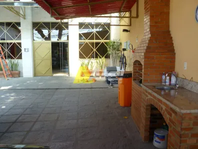 Galpão/Depósito/Armazém para venda ou aluguel, 1150m² no Bento Ribeiro, Rio de Janeiro