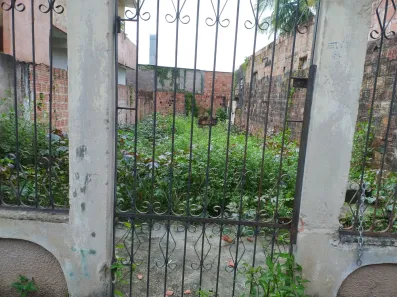 Lote/Terreno à venda, 120m² no Praça 14 de Janeiro, Manaus