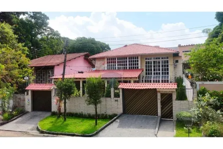Sobrado com 5 Quartos à venda, 542m² no Aleixo, Manaus