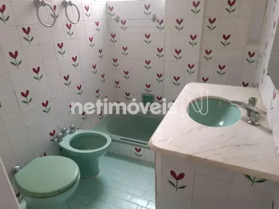Casa com 2 Quartos para alugar, 100m² no Santo Antônio, Belo Horizonte