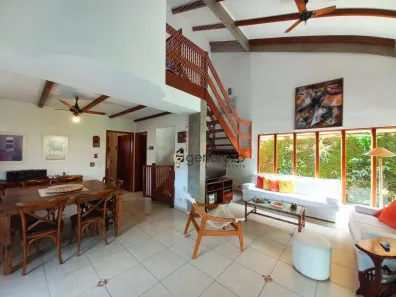 Casa de Condomínio com 4 Quartos para alugar, 180m² no Balneario Praia do Perequê, Guarujá