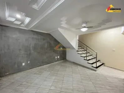 Casa com 3 Quartos para alugar, 184m² no São José, Divinópolis