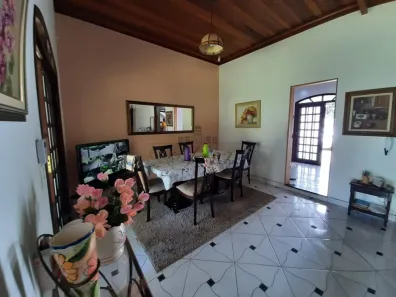 Fazenda/Sítio com 4 Quartos à venda, 383m² no Loteamento Parque Vera Cruz, Tremembé