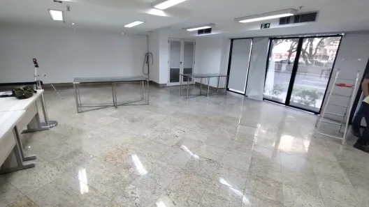 Ponto Comercial para alugar, 180m² no Copacabana, Rio de Janeiro