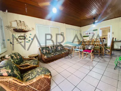 Casa com 3 Quartos à venda, 672m² no Vila Paraiso, Matinhos