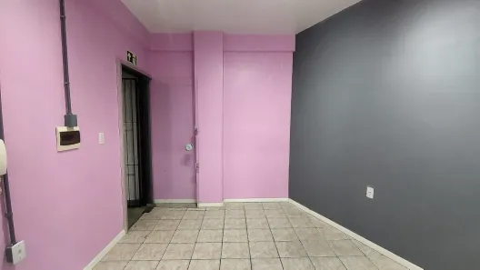Sala Comercial para alugar, 80m² no Centro, Esteio