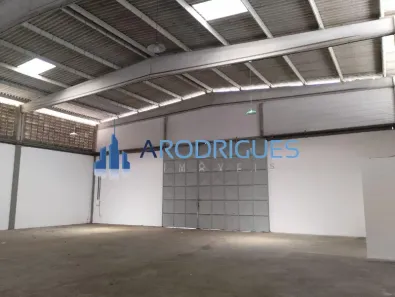 Galpão/Depósito/Armazém para venda ou aluguel, 1499m² no Dom Avelar, Salvador