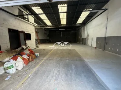 Galpão/Depósito/Armazém para alugar, 256m² no Retiro, Petrópolis