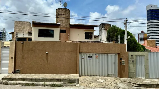 Sobrado com 3 Quartos à venda, 236m² no Capim Macio, Natal