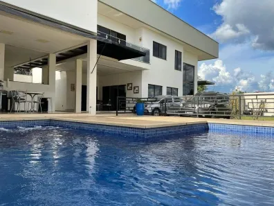 Casa com 3 Quartos à venda, 292m² no Setor Brasil, Araguaína
