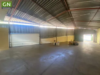 Galpão/Depósito/Armazém para alugar, 284m² no Santa Efigênia, Belo Horizonte