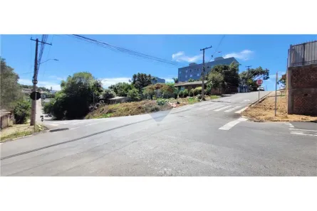 Lote/Terreno à venda, 688m² no Vila Luiza, Passo Fundo