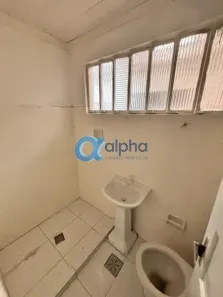 Kitnet com 1 Quarto para alugar, 35m² no Quarteirão Brasileiro, Petrópolis