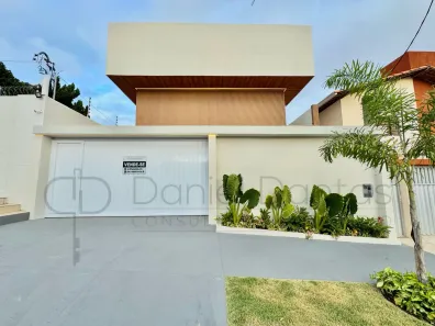 Sobrado com 3 Quartos à venda, 209m² no Capim Macio, Natal