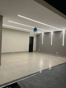 Sobrado com 3 Quartos à venda, 249m² no Vila Rosa, Goiânia
